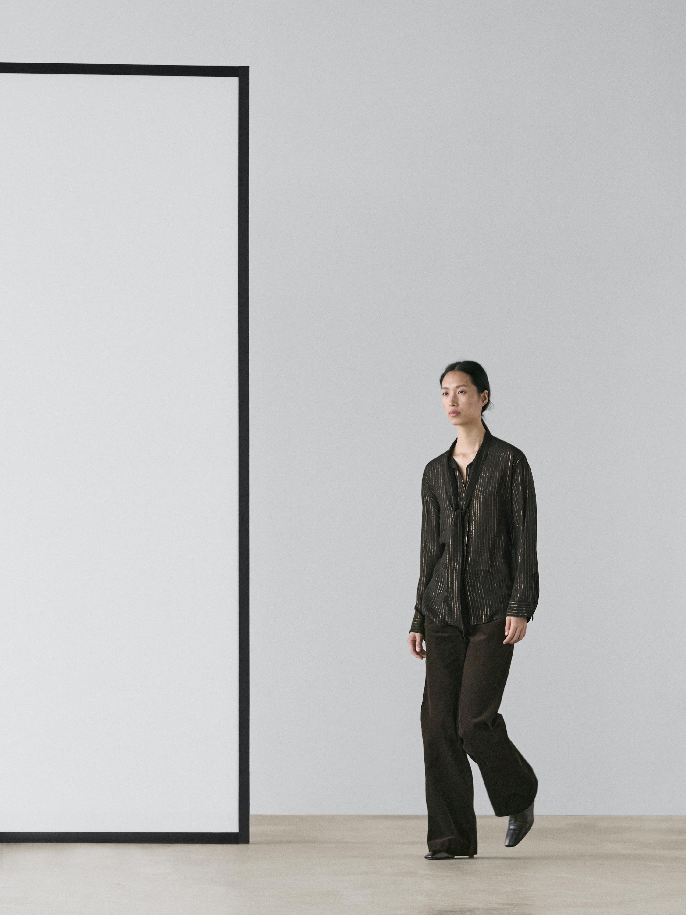 Chemisier fluide à col foulard